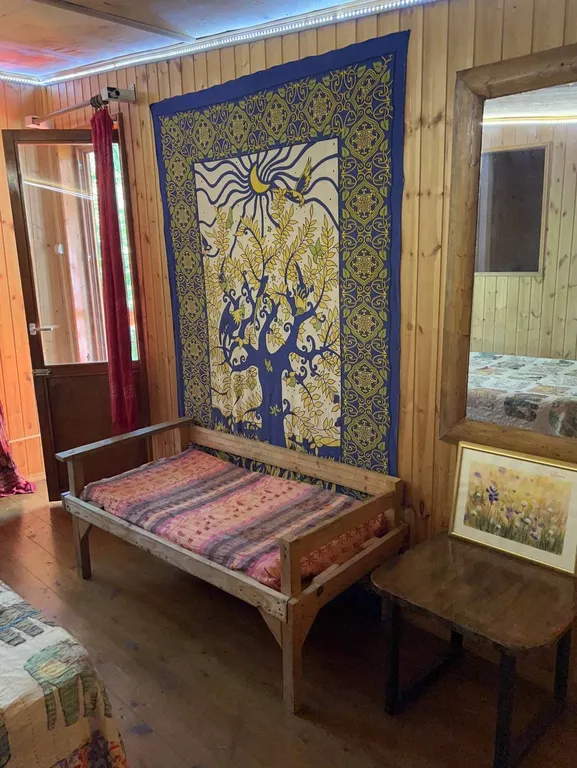 Вилла парящая над лесом