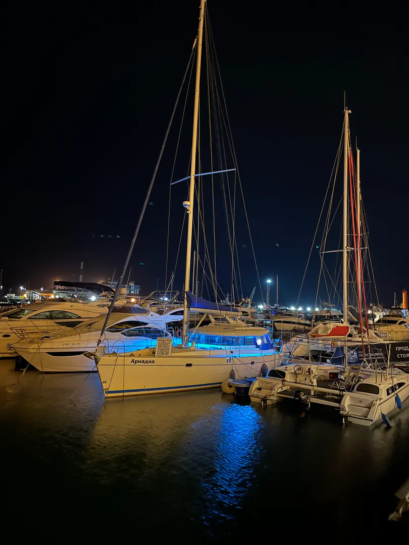 Фото
