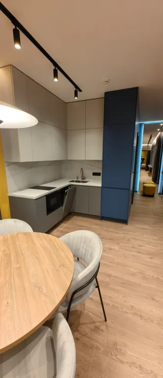 Стильная дизайнерская квартира в сердце старого Адлера