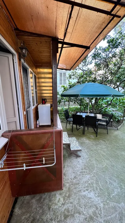 Квартира Квартира Уютный номер в деревянном домике — Гагра