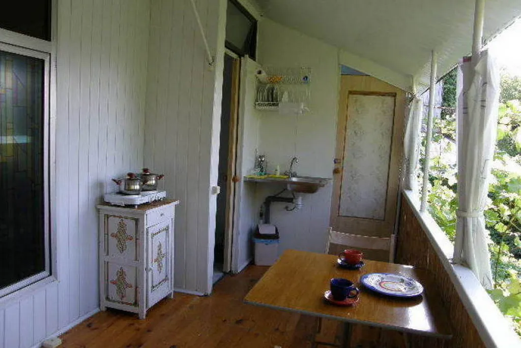 Домик на двоих с террасой