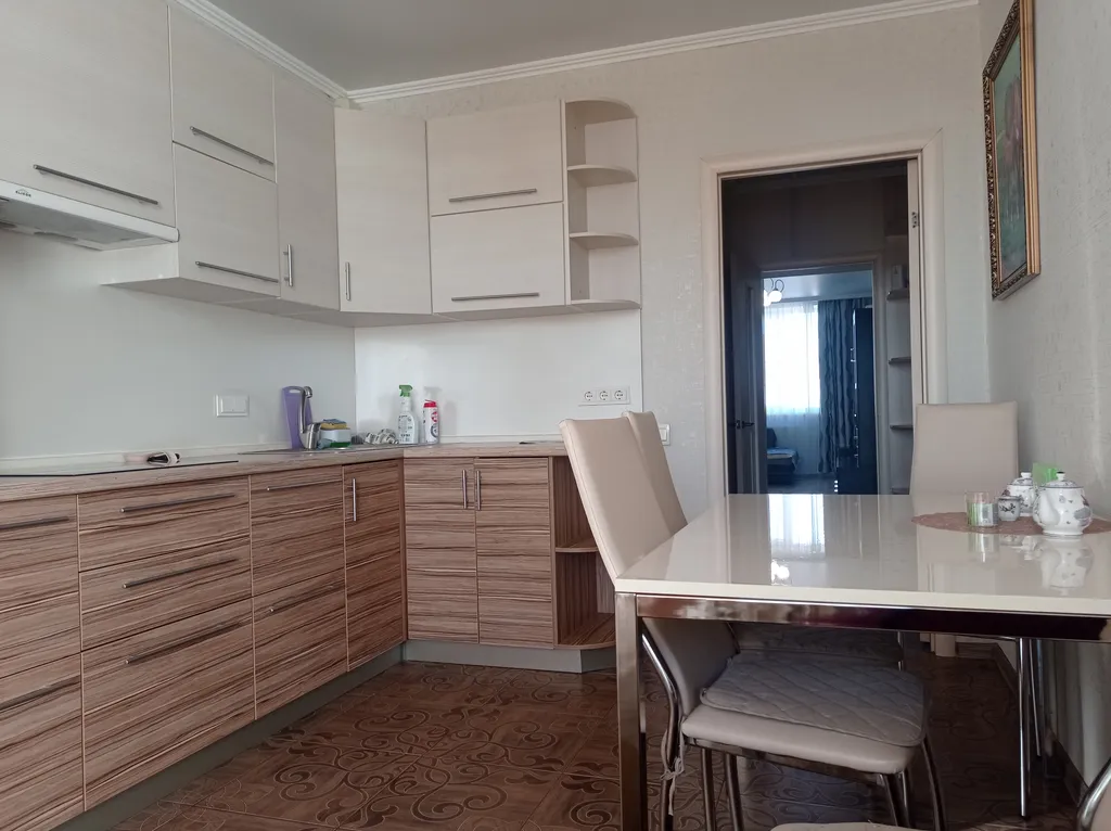 Уютная квартира возле ККБ