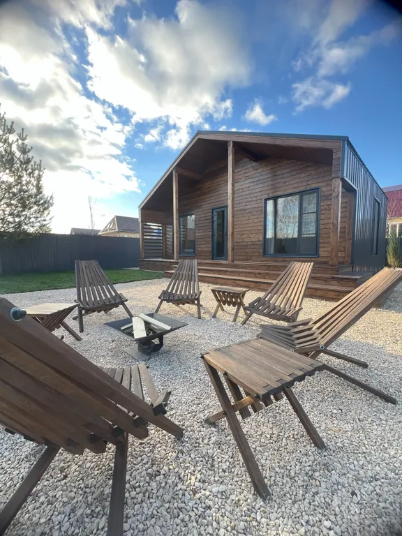 Коттедж Коттедж Барн с панорамными окнами, террасой, баней и купелью — Петровское