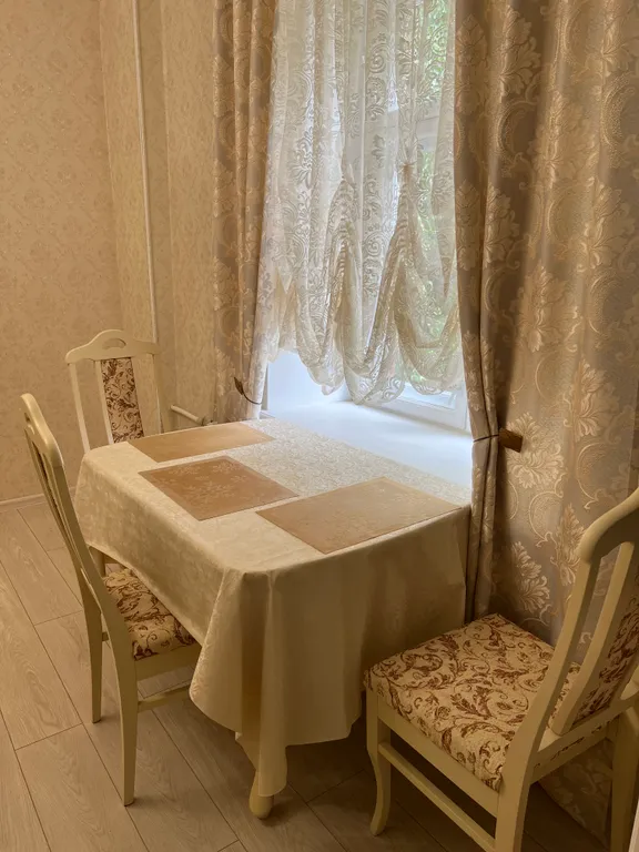 4-комнатный апартамент в сердце города