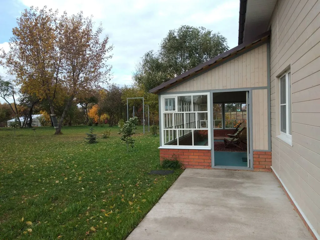 Красивый дом в деревне