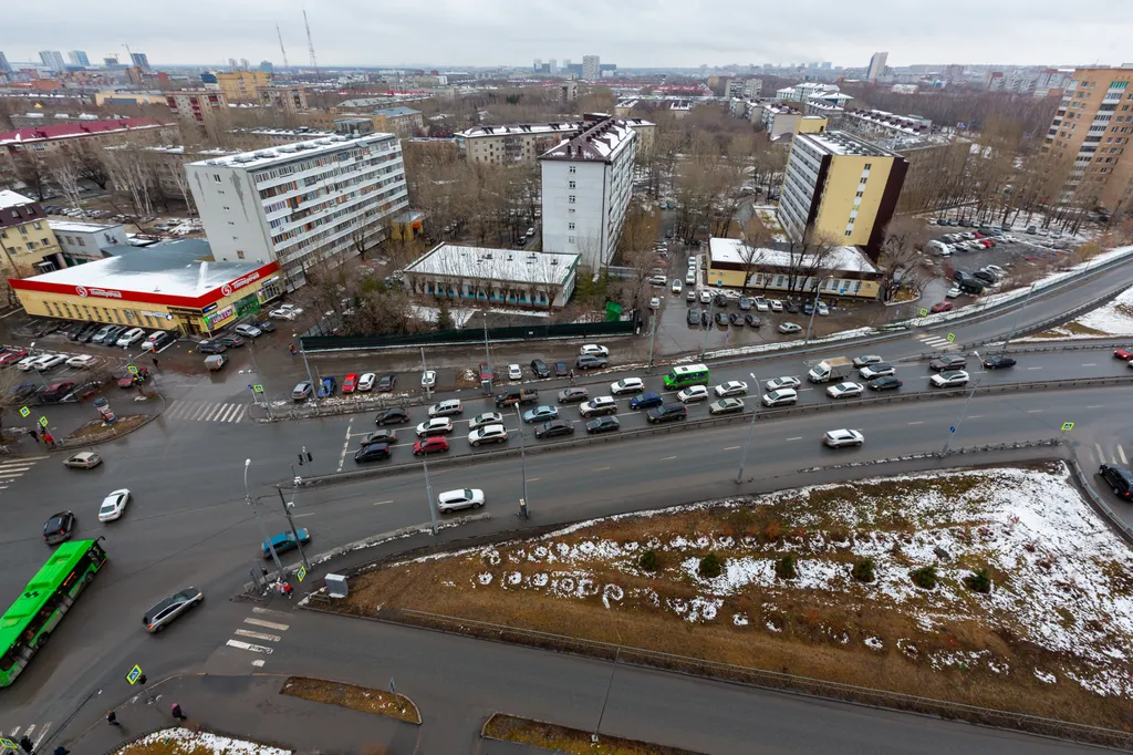 Квартира Апартаменты на 12 этаже — Тюмень
