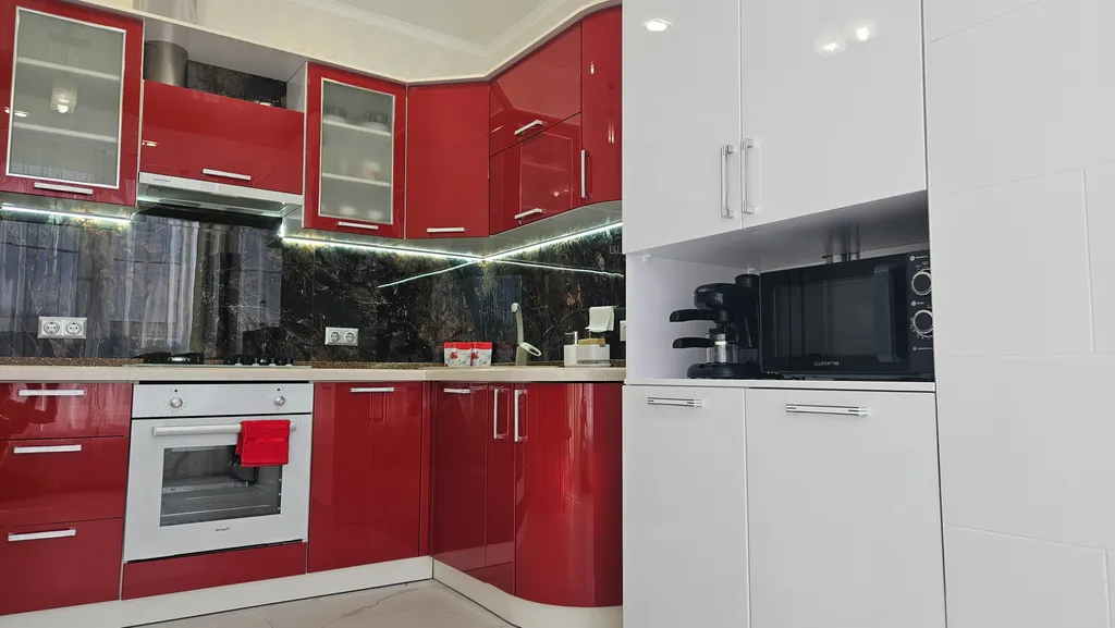 Новая квартира с видом на море в центре