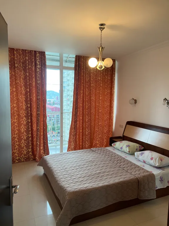 Рядом море 3 комнатную квартира, первая береговая линия