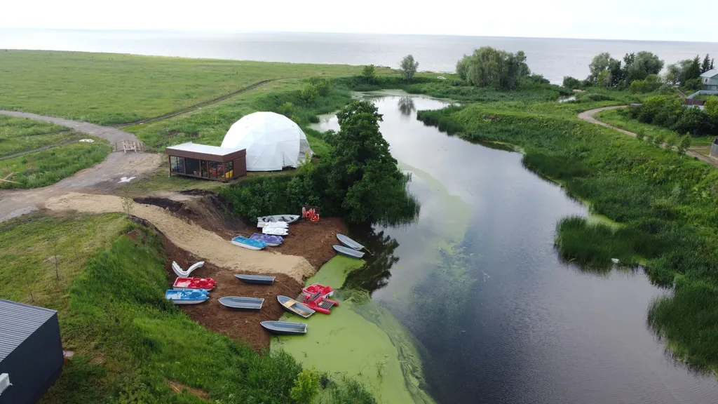 Уютный домик с видом на Камское море