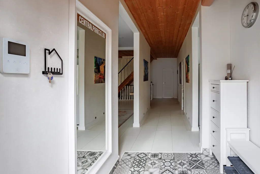 Коттедж в центре города с видом на парк