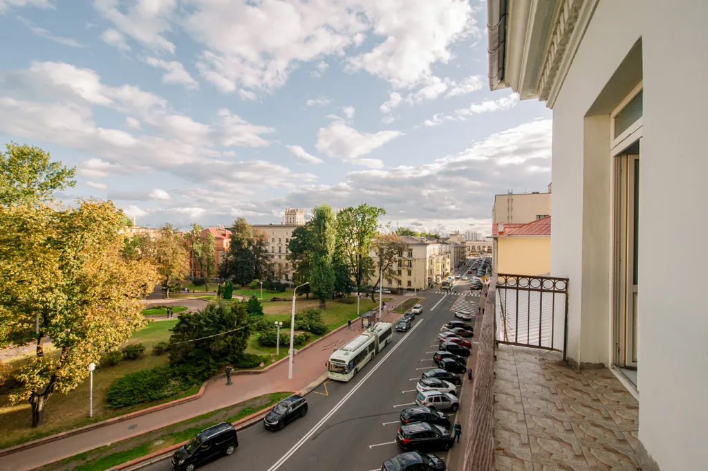 Квартира Уютная 3-комнатная квартира с 3 спальнями в центре Минска — Минск