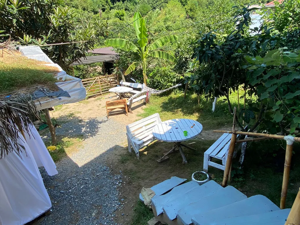 Коттедж Уютный апартамент с видом на лес, рядом с лучшим пляжем — Сухум