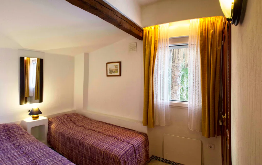 4-комнатная Квартира