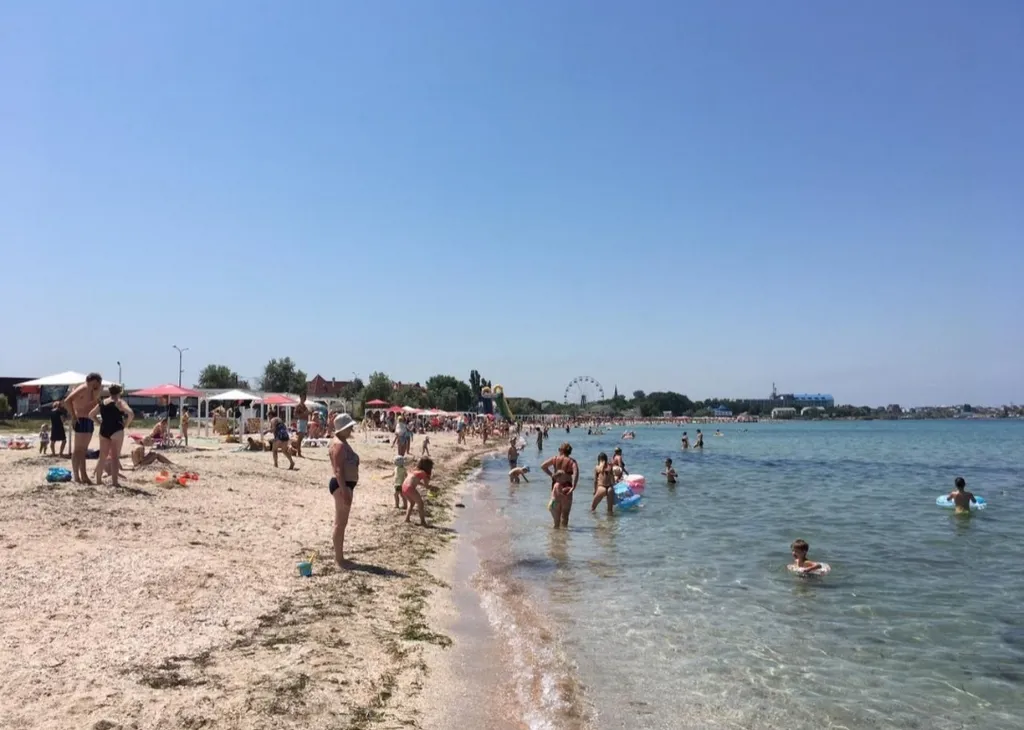 Студия с видом на море