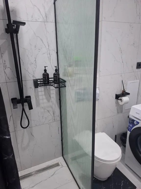 Видовые апартаменты-студия на 1-ой береговой