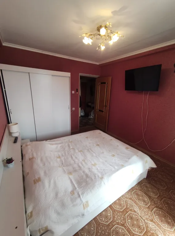 Уютная, удобная двухкомнатная квартира с красивым видом из окон