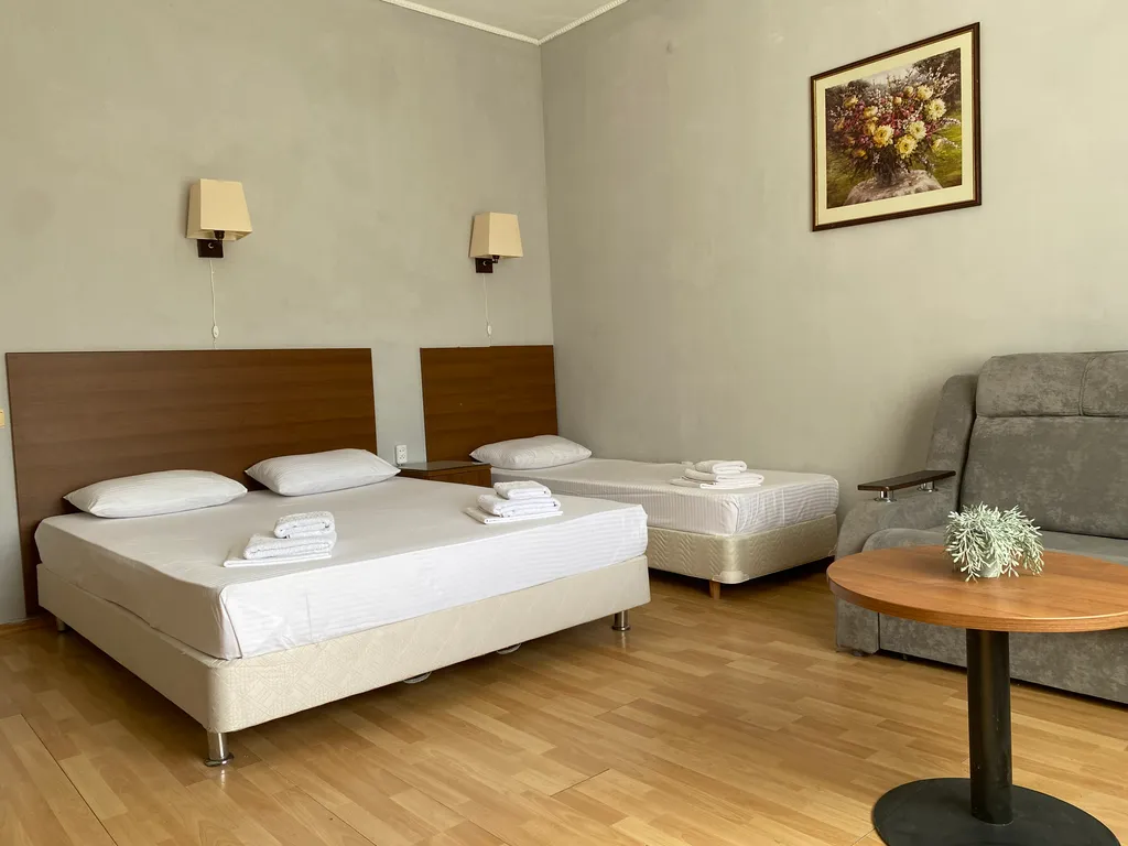 Квартира 4-комнатная Квартира — Анапа