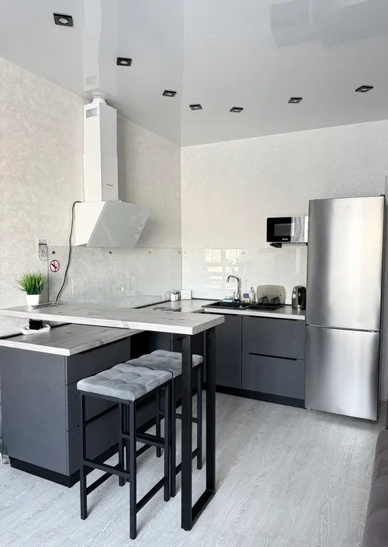 Солнечная уютная квартира у кинотеатра и ТЦ