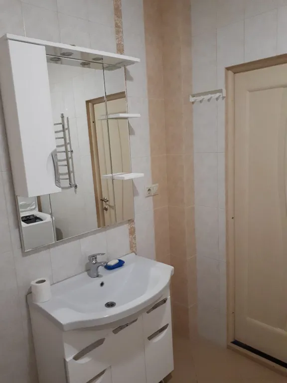 Сдаётся благоустроенная квартира с евроремонтом, новой современной тех