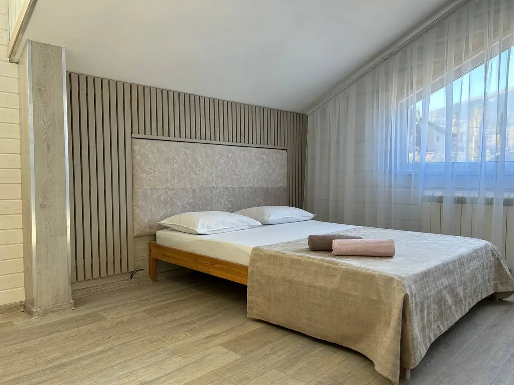 Уютный дом с видом на горы