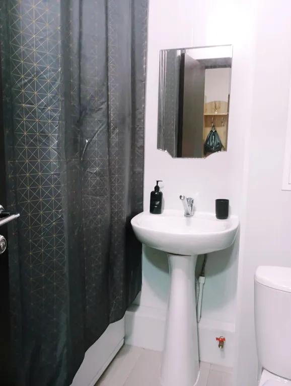 Студия на Взлетки у ТРЦ Планета