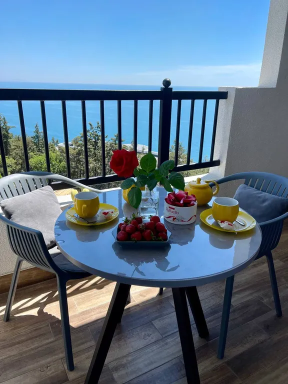 Уютная квартира с видом на море