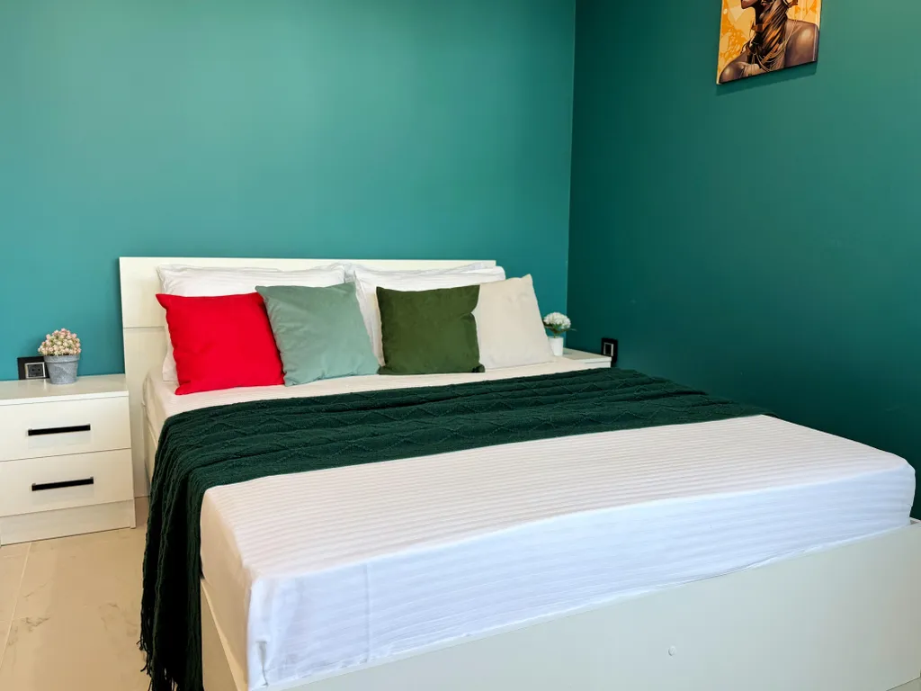 Апартаменты в 3 минутах до пляжа с видом на горы