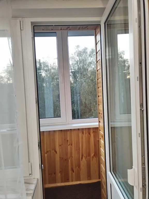 Уютная квартира, 2 остановки метро до центра, в тихой парковой зоне