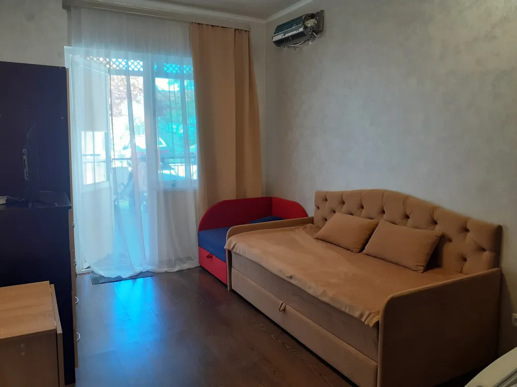 Квартира Уютные 3-хместные апартаменты с открытой террасой — аренда посуточно в Орловка