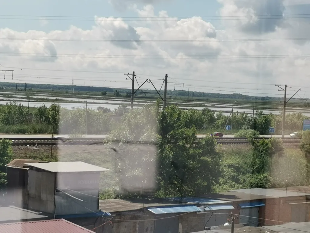 Уютная квартира с видом на горизонт и восход Солнца