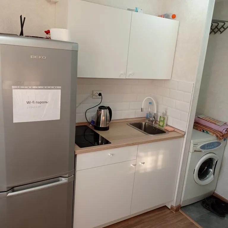 Гостинка с кондиционером рядом с метро