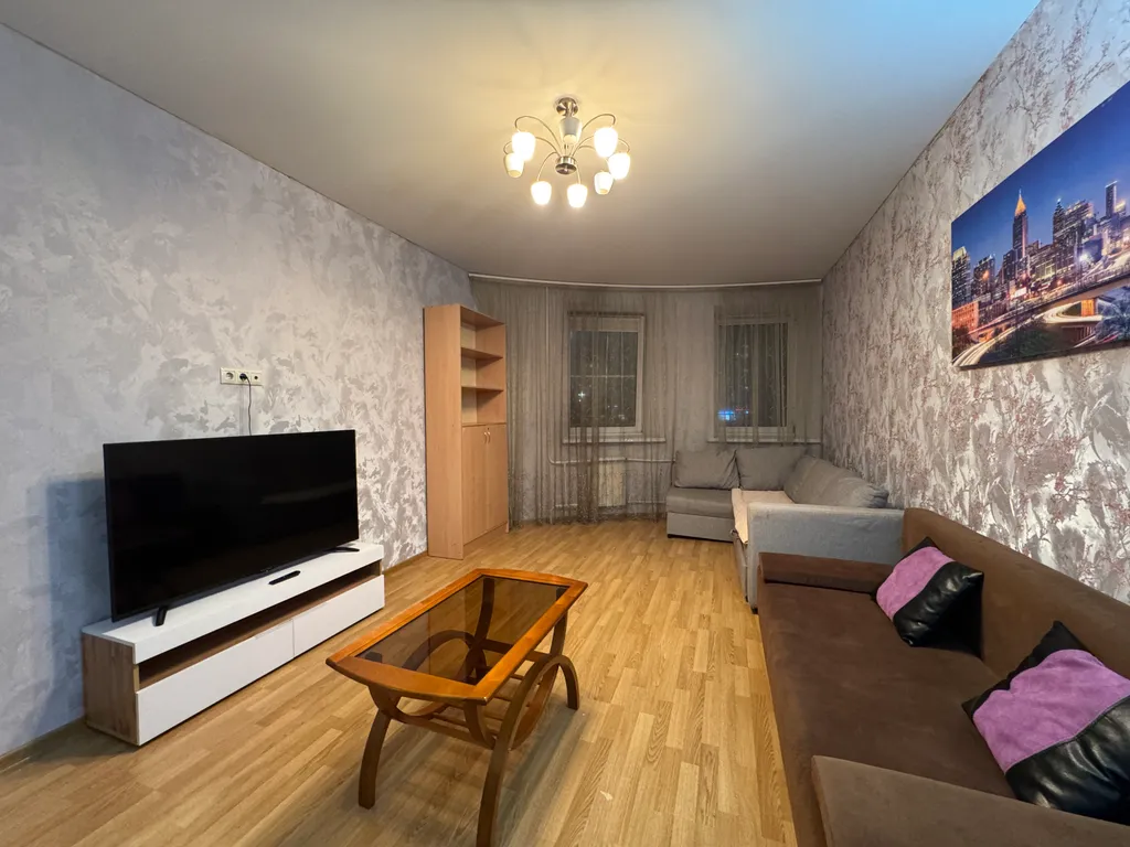 Просторная двушка в центре города