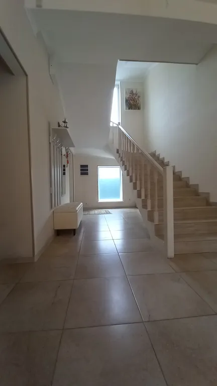 Шикарный дом рядом с парком