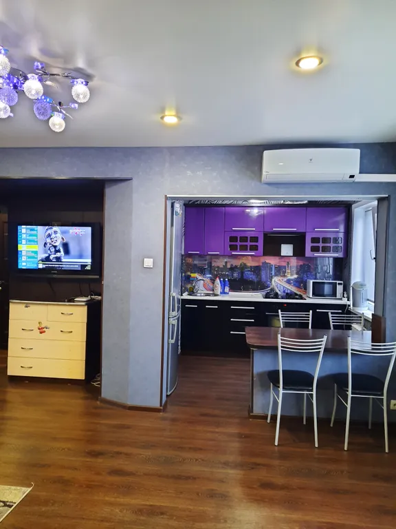 Комфортная квартира на Красной линии