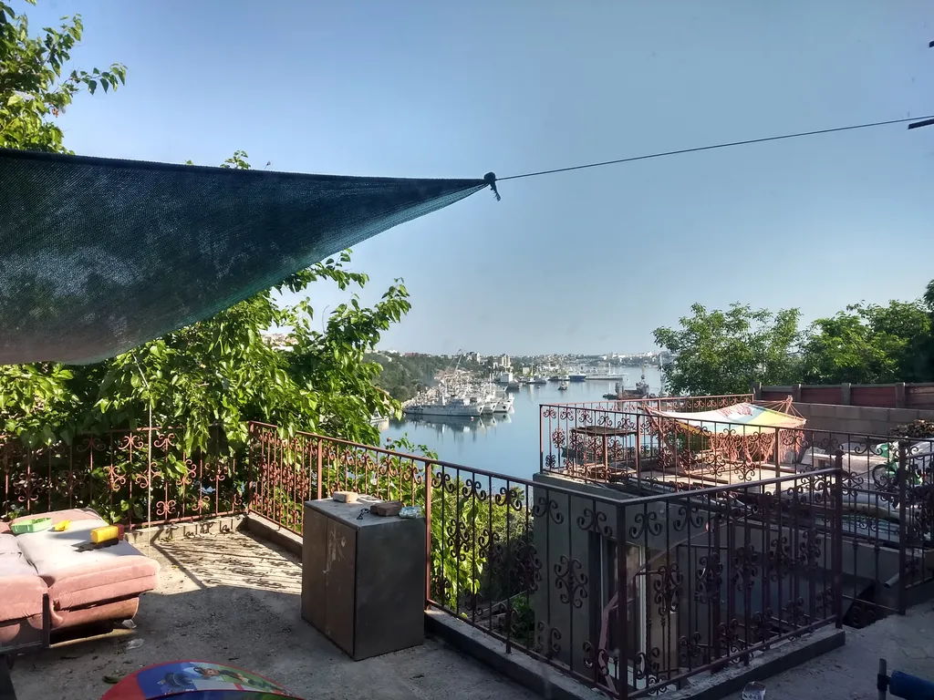 Студия с шикарным видом на бухту