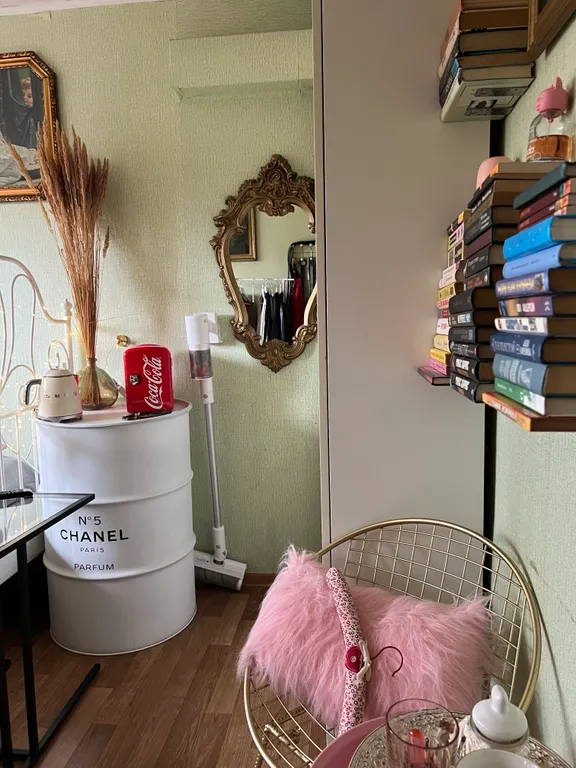 Уютная комната остров Канта