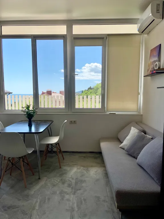 Квартира у моря в частном доме