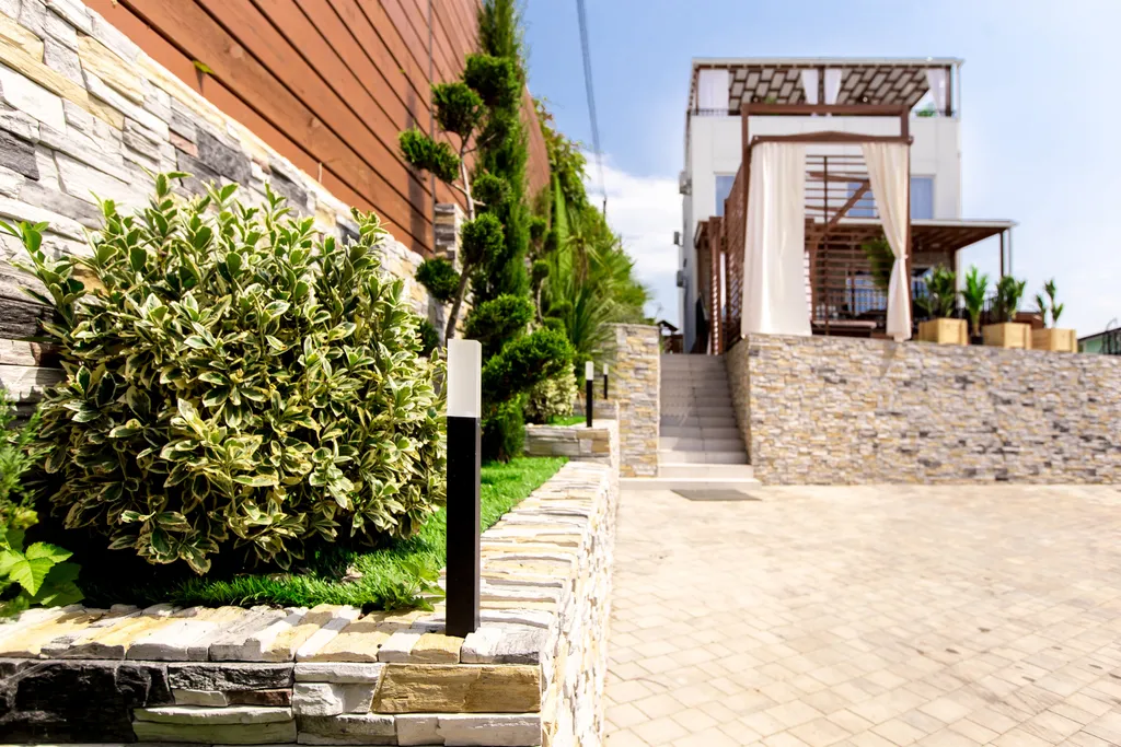 Вилла с теплым бассейном