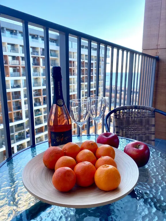 Cтудия с великолепным видом на море