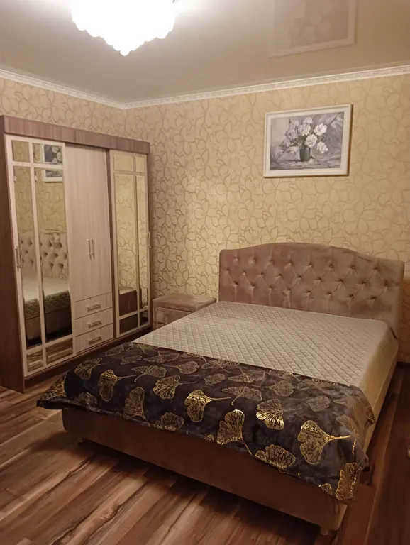 Квартира Уютная трёхкомнатная квартира в  центре на побережье Зеленоградска. — Зеленоградск