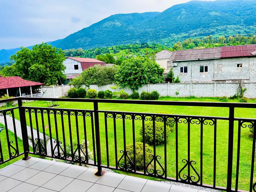 Полулюкс с балконом-террасой и панорамным видом на горы