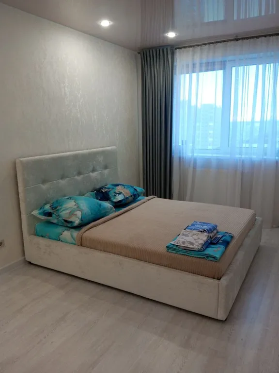 Современная Однокомнатная квартира в районе ЖД