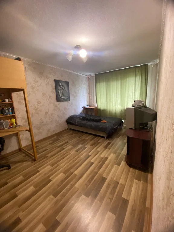 В центре города в спальном районе