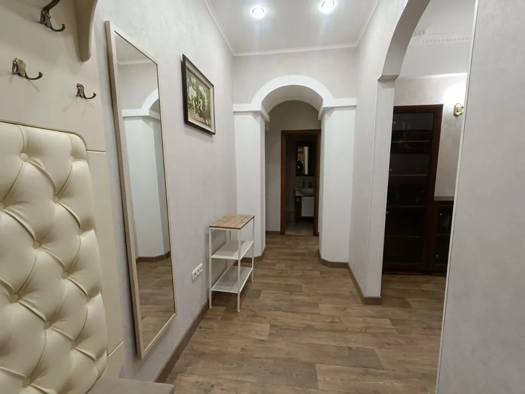 Чистая, новая в самом центре