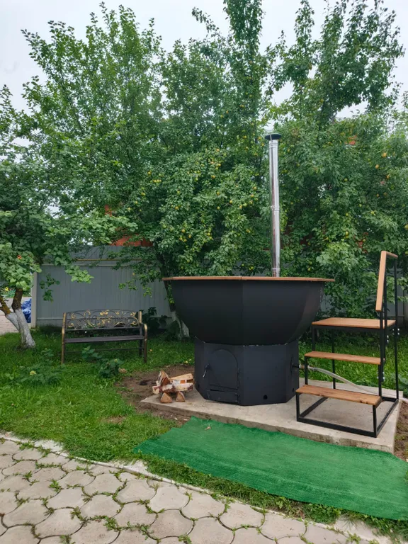 Дом коттедж в черте города