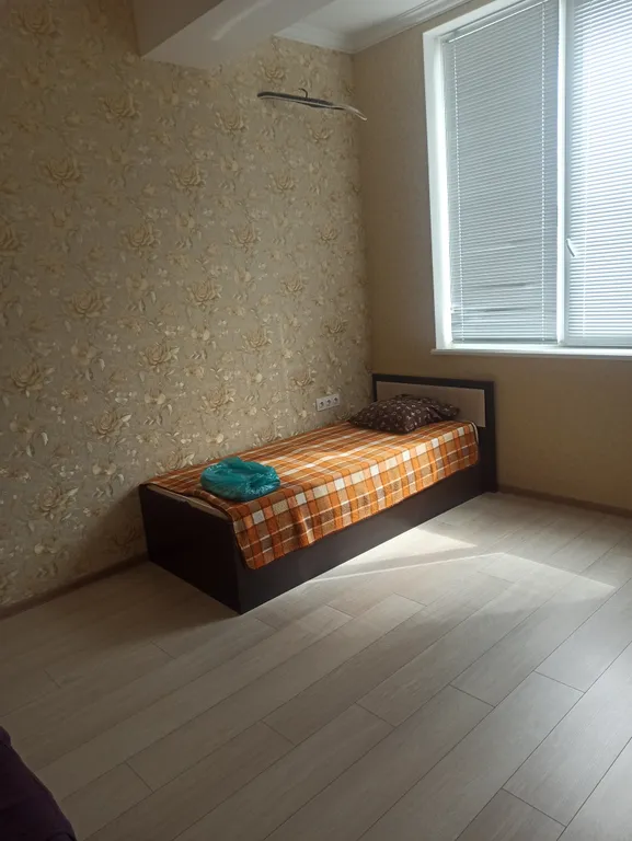 Уютная, трёхкомнатная квартира, с хорошим евроремонтом