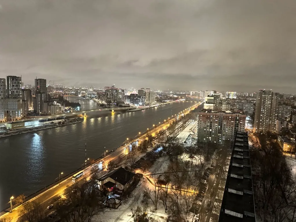 Квартира Квартира Комфортная студия с видом на набережную — Москва