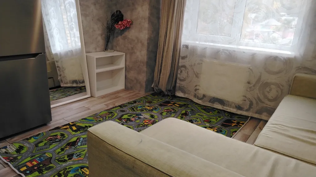 Евротрешка у ЖД вокзал и зоопарка