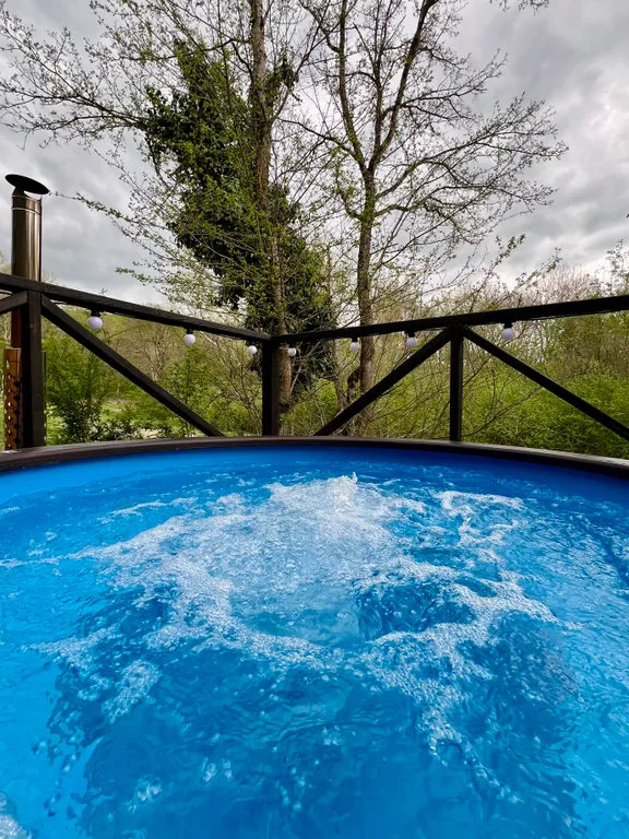 Коттедж Уютный дом с джакузи в лесу недалеко от Краснодара — Северская