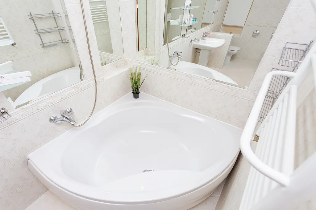 Четырёхкомнатные апартаменты на главном проспекте города